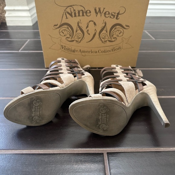 Nine West sandals/booties in Taupe/5.5M/Vintage America Collection - Picture 4 of 6